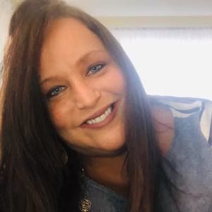 Meet your Posher, Nikki